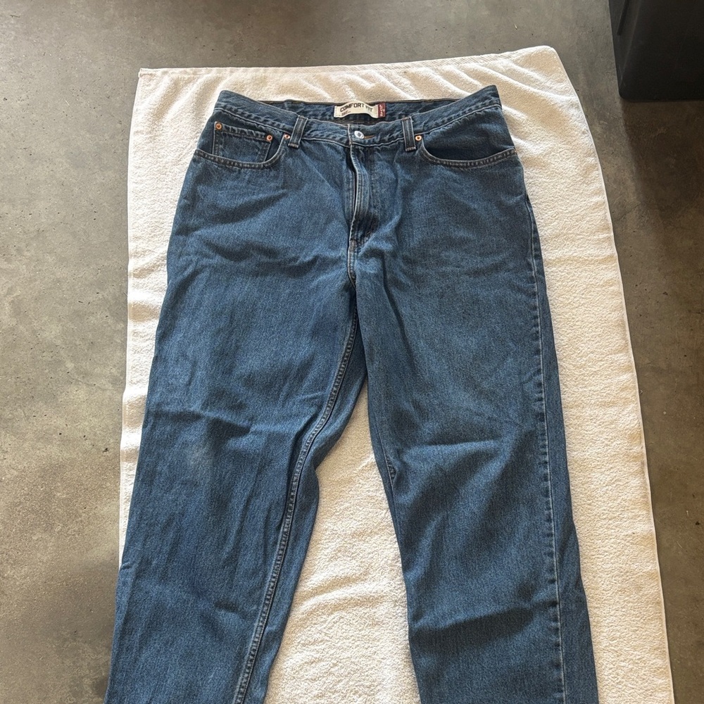 Levi's 560 Men's Dark Blue Comfort Fit Jeans